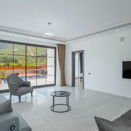 Saribelen Village 3 Bedroom * Калкан